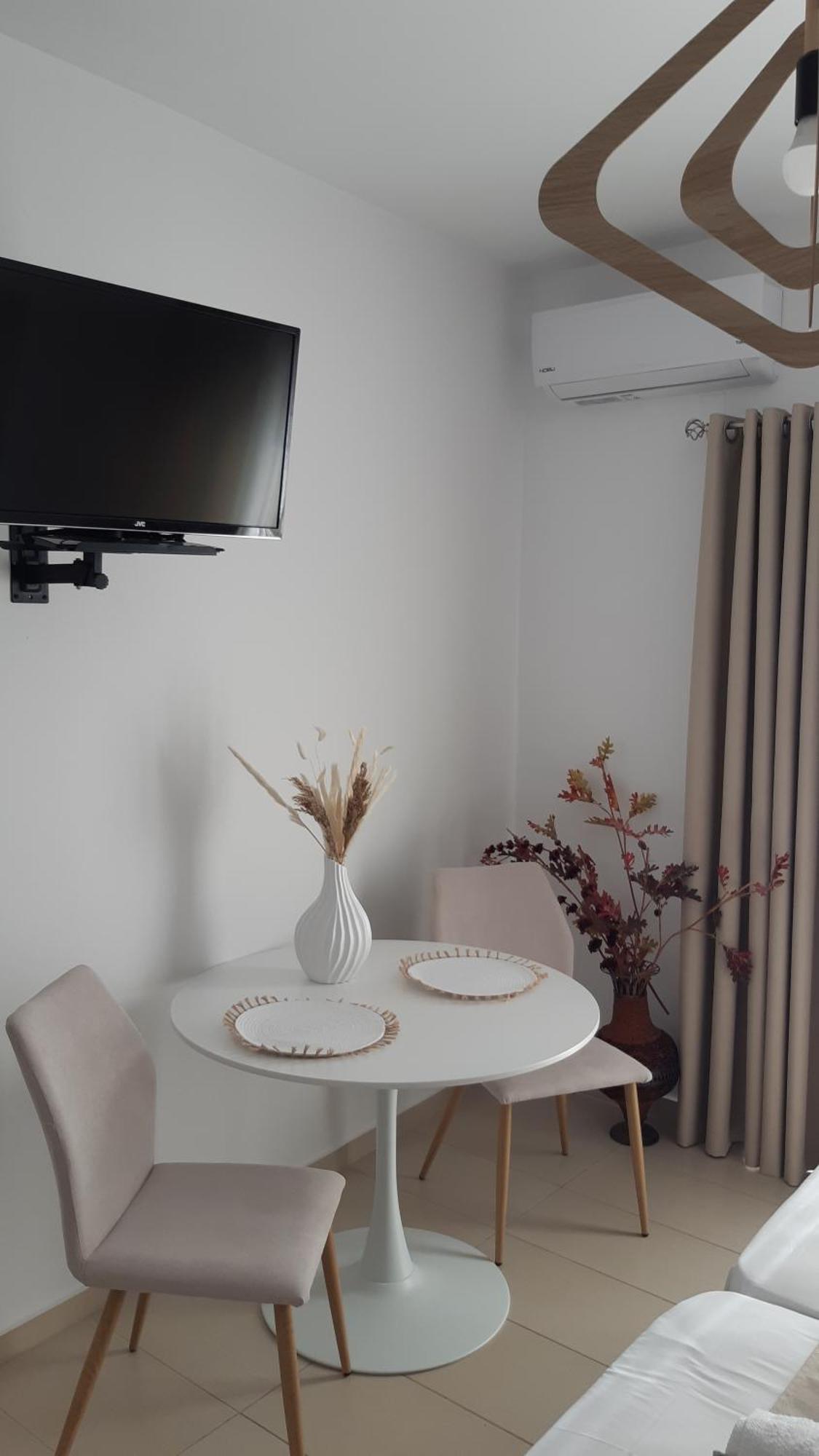 Filia Apartments ミラトス エクステリア 写真